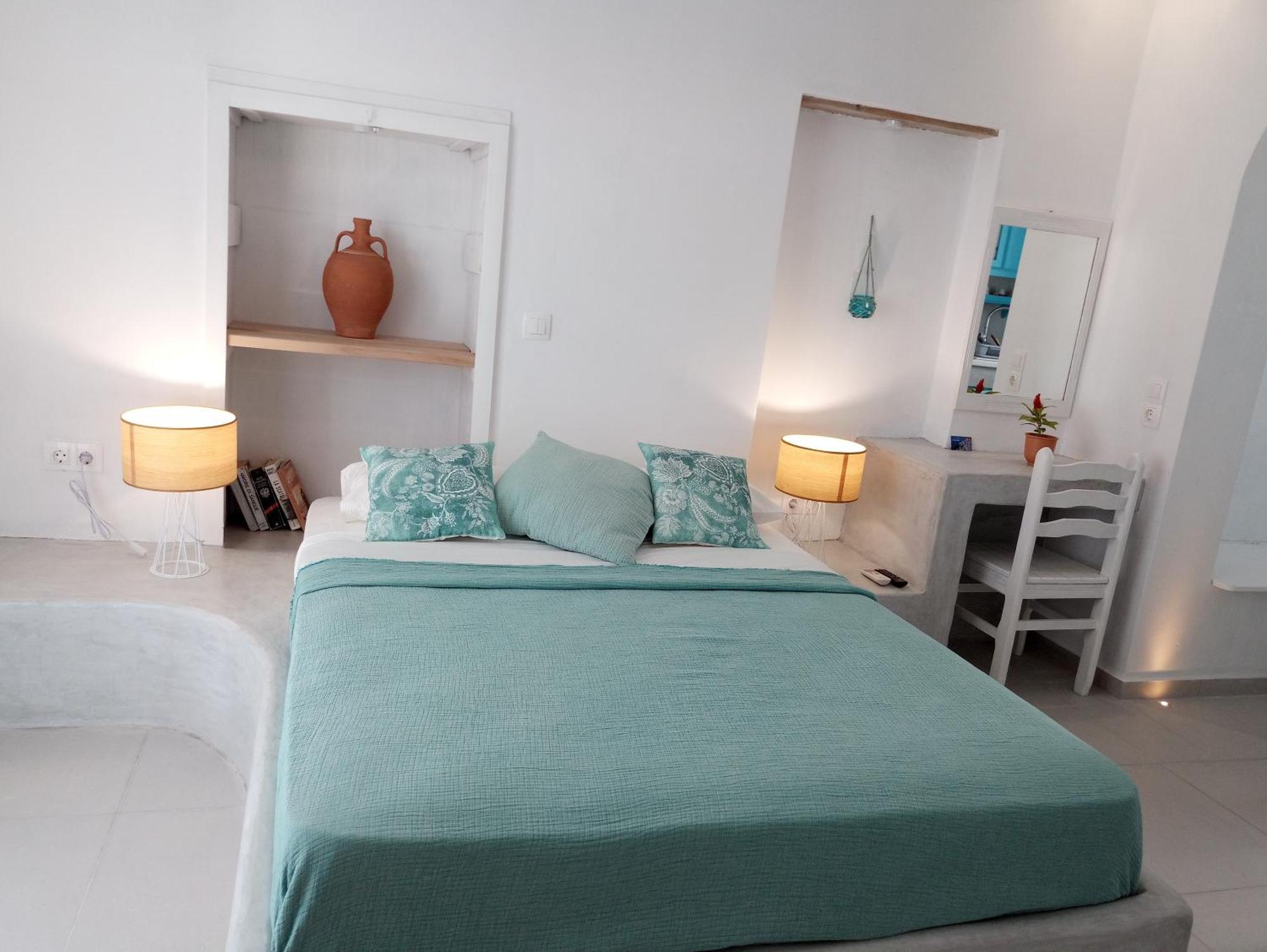 Drouga's Studios&Suites Livadi  Habitación foto